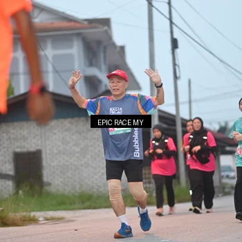 Runner Photo 8422121