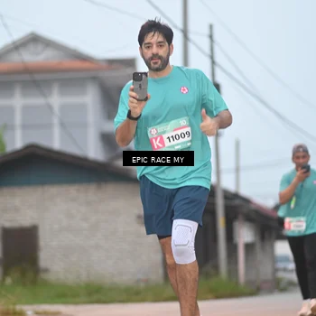 Runner Photo 8422197