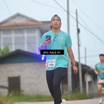 Runner Photo 8422202