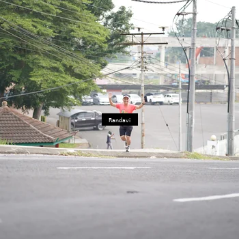 Runner Photo 8422216