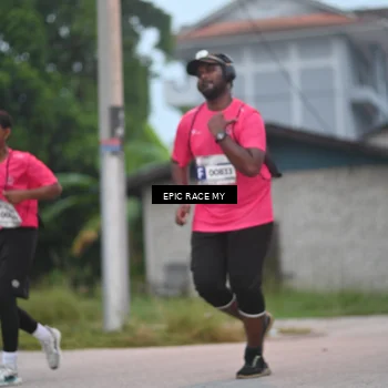 Runner Photo 8422251