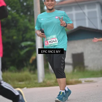 Runner Photo 8422275
