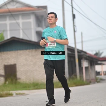 Runner Photo 8422427