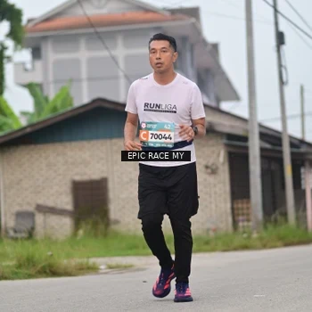 Runner Photo 8422631