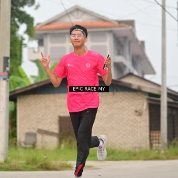 Runner Photo 8422745