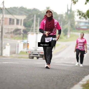 Runner Photo 8422880