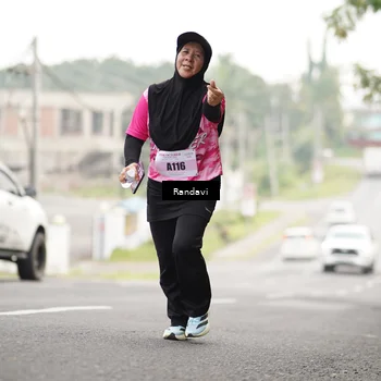 Runner Photo 8422900