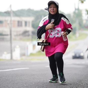 Runner Photo 8422915