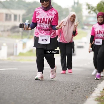 Runner Photo 8422925
