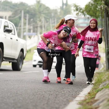 Runner Photo 8422957