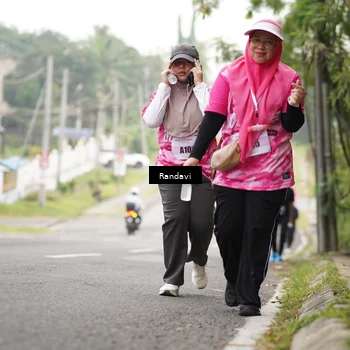 Runner Photo 8423043