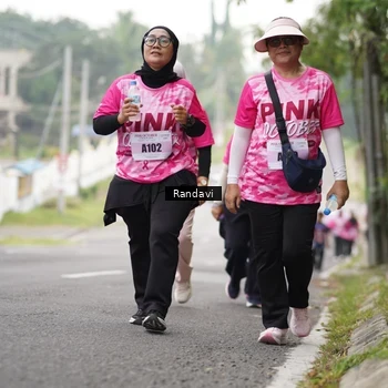 Runner Photo 8423070
