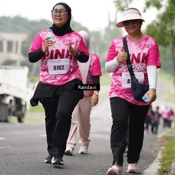 Runner Photo 8423072