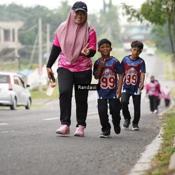 Runner Photo 8423076