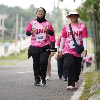 Runner Photo 8423083