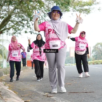 Runner Photo 8423118