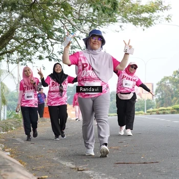 Runner Photo 8423119
