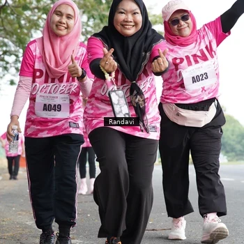 Runner Photo 8423122