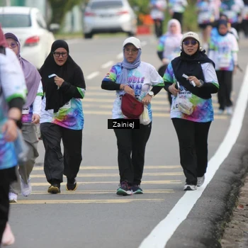 Runner Photo 8423320