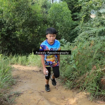 Runner Photo 8423456