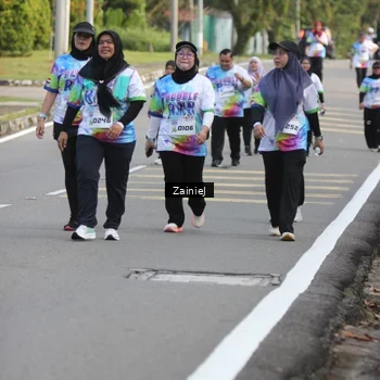 Runner Photo 8423481