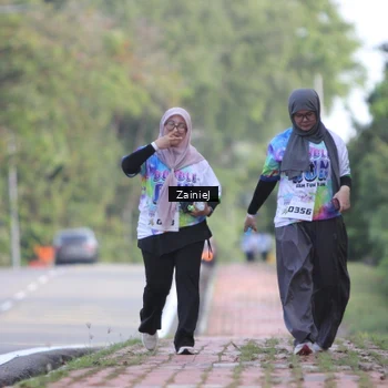 Runner Photo 8423706
