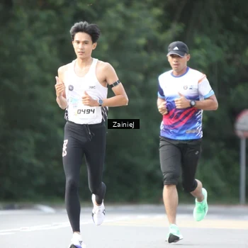 Runner Photo 8423784