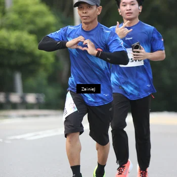 Runner Photo 8423816