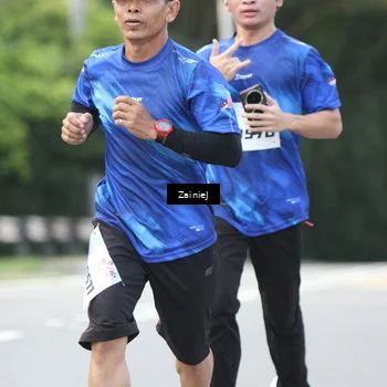 Runner Photo 8423817