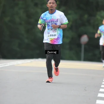 Runner Photo 8423836