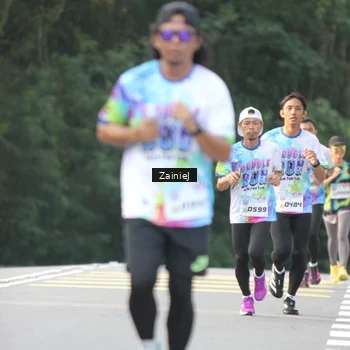Runner Photo 8423866