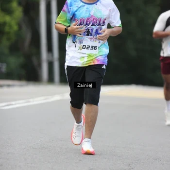 Runner Photo 8423910