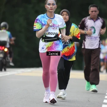 Runner Photo 8423973