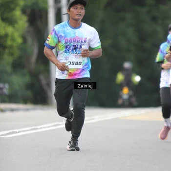 Runner Photo 8423997