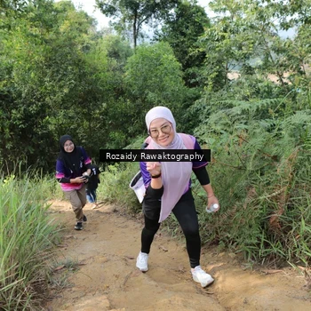 Runner Photo 8424003