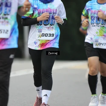 Runner Photo 8424005