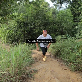 Runner Photo 8424013