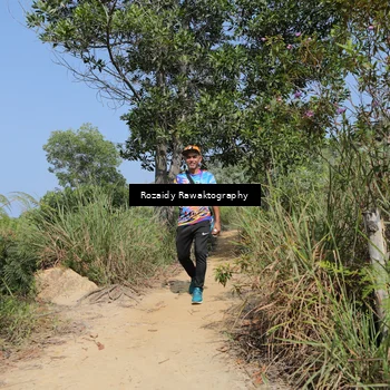 Runner Photo 8424111