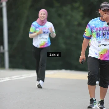 Runner Photo 8424140
