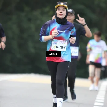 Runner Photo 8424248
