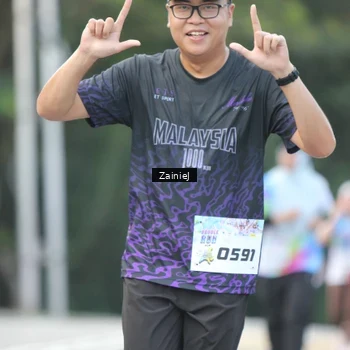 Runner Photo 8424275