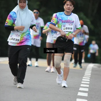 Runner Photo 8424291