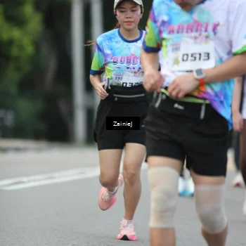 Runner Photo 8424303