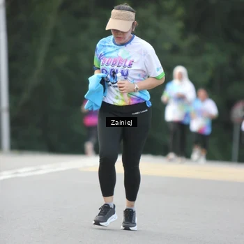 Runner Photo 8424345