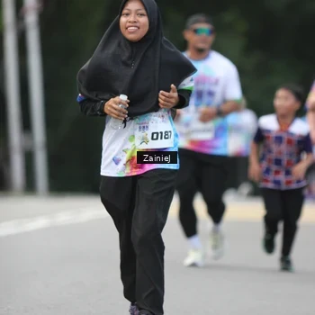 Runner Photo 8424370