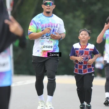 Runner Photo 8424371