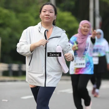 Runner Photo 8424471
