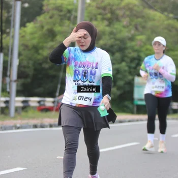 Runner Photo 8424512