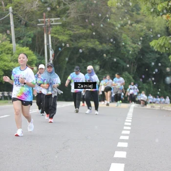 Runner Photo 8424579