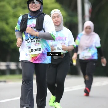Runner Photo 8424618